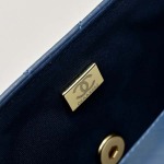 2025年7月17日入荷新作シャネル バッグ最高級品Chanel AS4423 Size：13.5*20.5*5cm恋人プレゼント/誕生日/母の日/母のひプレゼント/お祝い女性結婚祝い/KK工場