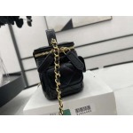 2025年7月17日入荷新作シャネル バッグ最高級品A68115 chanel Size:4.3*4.3*3.7cm恋人プレゼント/誕生日/母の日/母のひプレゼント/お祝い女性結婚祝い/KK工場