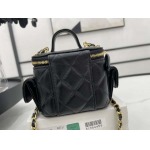 2025年7月17日入荷新作シャネル バッグ最高級品A68115 chanel Size:4.3*4.3*3.7cm恋人プレゼント/誕生日/母の日/母のひプレゼント/お祝い女性結婚祝い/KK工場