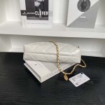 2025年7月17日入荷新作シャネル バッグ最高級品Chanel 25S AS5528 Size:17×26×8.5cm恋人プレゼント/誕生日/母の日/母のひプレゼント/お祝い女性結婚祝い/KK工場