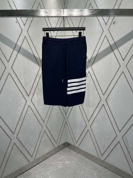 2025年7月21日入荷新作THOM BROWNE半ズボン高...