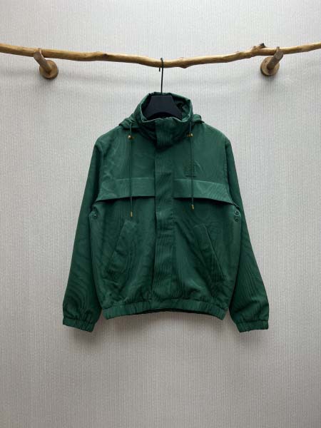 2025年7月21日入荷新作Louis Vuittonジャケ...