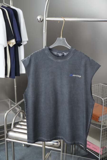 2025年7月22日入荷新作Balenciagaタンクトップ...