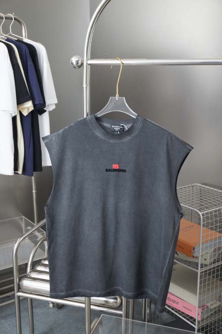 2025年7月22日入荷新作Balenciagaタンクトップ...