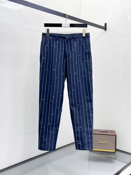 2025年7月22日入荷新作Louis Vuittonスラッ...