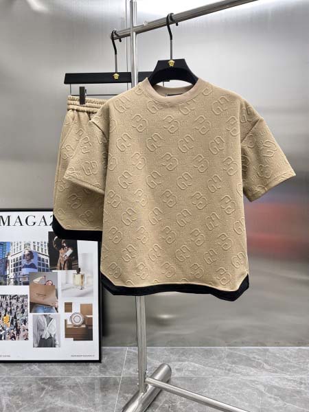 2025年7月22日入荷新作Gucci上下人気商品/DW工場