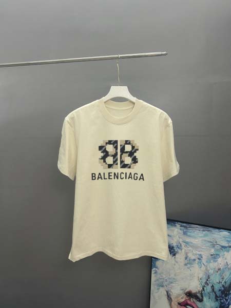 2025年7月23日入荷新作BALENCIAGA半袖 tシャ...