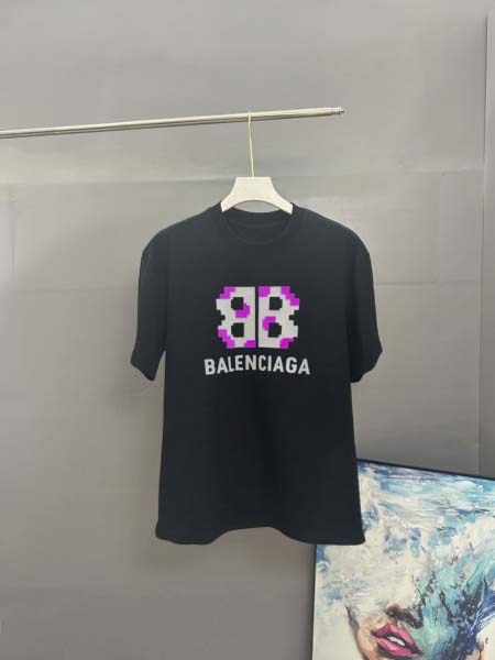 2025年7月23日入荷新作BALENCIAGA半袖 tシャ...