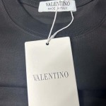 2025年7月23日入荷新作VALENTINO半袖 tシャツ人気商品/DW工場