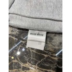2025年7月27日入荷新作MiuMiuジャケット高品質人気商品/DW工場