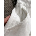 2025年7月28日入荷新作Moncler半ズボン高品質人気商品/DW工場