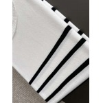 2025年7月28日入荷新作Moncler半袖 tシャツ高品質人気商品/DW工場