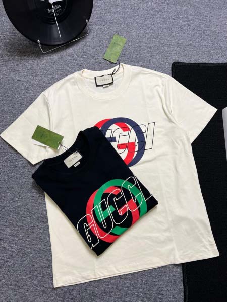 2025年7月30日入荷新作GUCCI半袖 tシャツ高品質人...