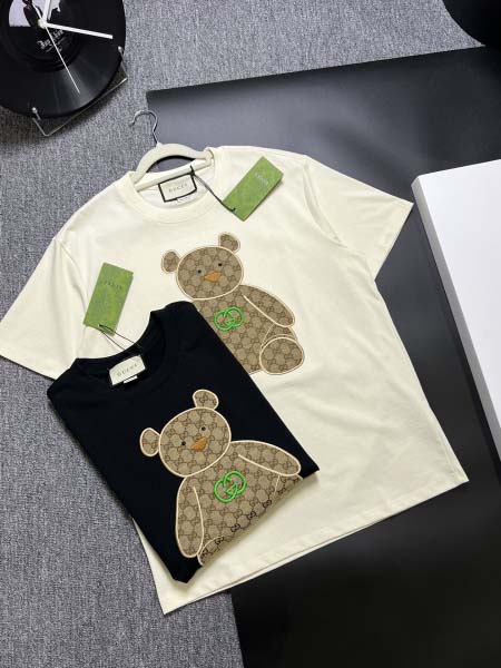 2025年7月30日入荷新作GUCCI半袖 tシャツ高品質人...