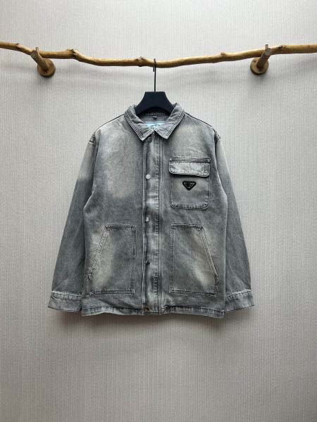 2025年7月30日入荷新作Pradaジャケット高品質人気商...