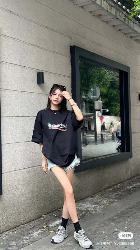 2025年7月31日入荷新作Balenciaga半袖 tシャ...