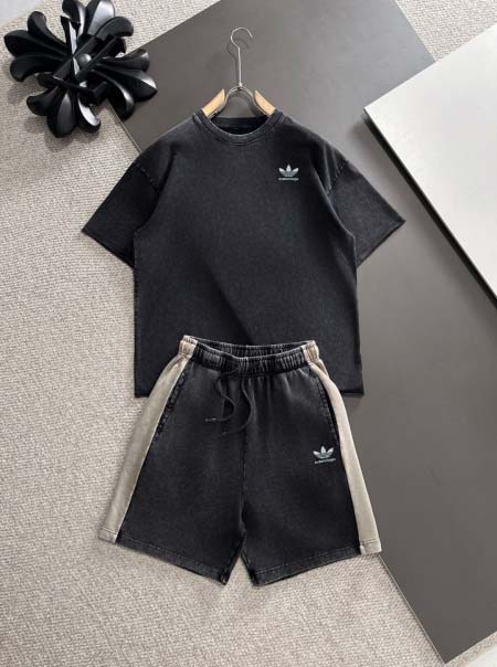 2025年7月31日入荷新作BALENCIAGA上下高品質人...