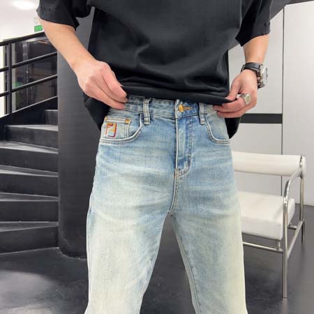 2025年8月2日入荷新作FENDIジーパン人気/【极品】/DW工場