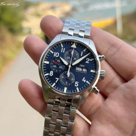 2025年8月4日入荷新作IWC腕時計極上の品質人気商品 /GTR工場