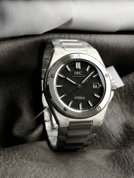 2025年8月4日入荷新作IWC腕時計極上の品質人気商品 /GTR工場