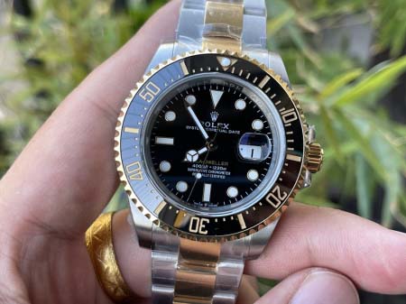 2025年8月4日入荷新作ROLEX腕時計極上の品質人気商品 /GTR工場