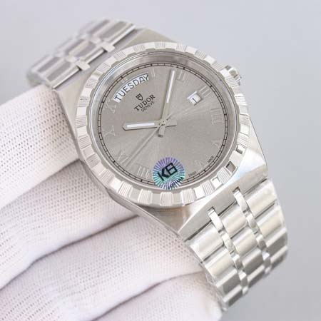 2025年8月5日入荷新作TUDOR腕時計極上の品質人気商品 /GTR工場