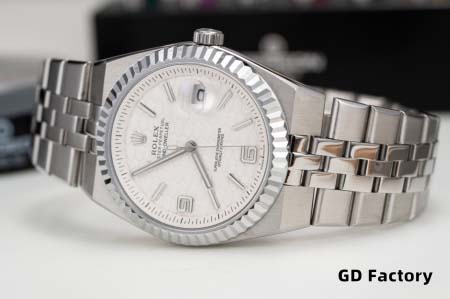 2025年8月5日入荷新作ROLEX腕時計極上の品質人気商品 /GTR工場