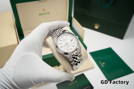 2025年8月5日入荷新作ROLEX腕時計極上の品質人気商品 /GTR工場