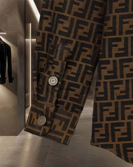 2025年8月6日入荷新作Fendiシャツ人気商品/DW工場