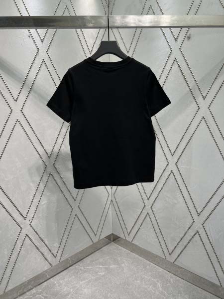 2025年8月6日入荷新作Burberry半袖 tシャツ原版復刻人気で【极品】/正規品と同じサイズ/DW工場S-L