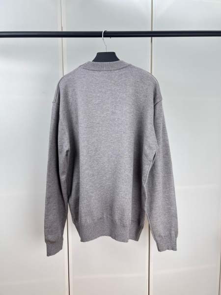 2025年8月6日入荷新作Fendiニットのセーター原版復刻人気で【极品】/正規品と同じサイズ/DW工場S-XL