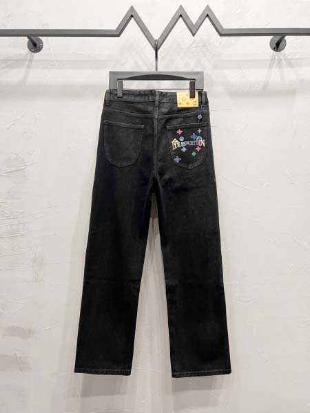 2025年8月8日入荷新作 LOUIS VUITTONジーパン高品質人気商品/DW工場30-36