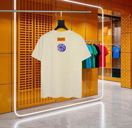 2025年8月10日入荷新作Louis Vuitton半袖 tシャツ人気商品