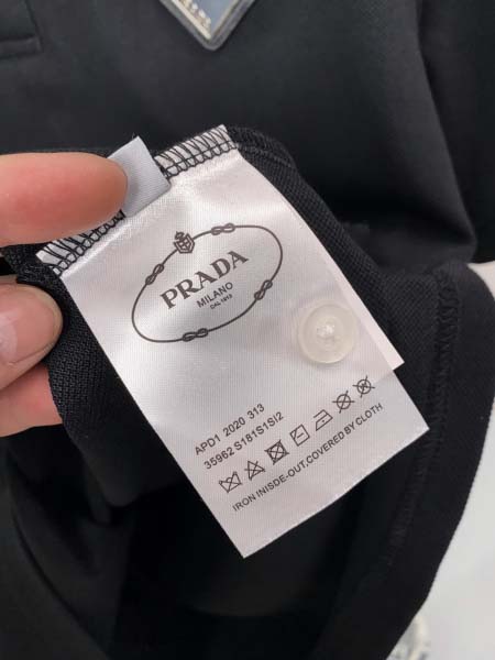 2025年8月10日入荷新作Prada半袖 tシャツ人気商品