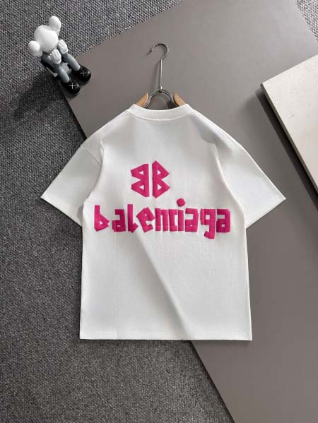 2025年8月12日入荷新作Balenciaga半袖 tシャツ人気商品/DW工場