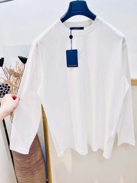 2025年8月12日入荷新作Louis Vuitton半袖 tシャツ人気商品/DW工場