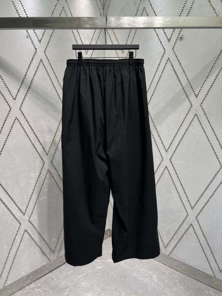 2025年8月12日入荷新作Balenciaga半袖 tシャツ人気商品/DW工場