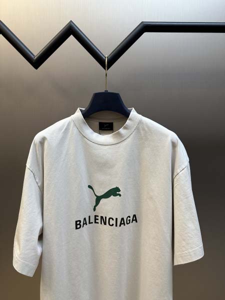 2025年8月12日入荷新作Balenciaga半袖 tシャツ人気商品/DW工場