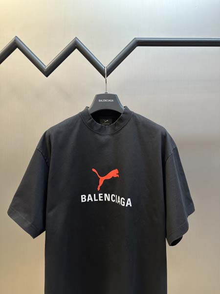 2025年8月12日入荷新作Balenciaga半袖 tシャツ人気商品/DW工場