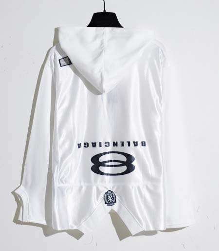 2025年8月12日入荷新作Balenciagaパーカー人気商品/DW工場