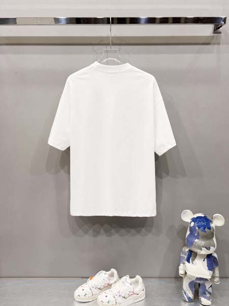 2025年8月13日入荷新作Louis Vuitton半袖 tシャツ人気商品/DW工場