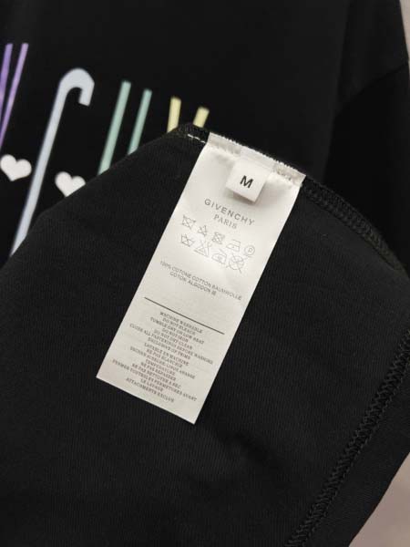 2025年8月13日入荷新作Givenchy半袖 tシャツ人気商品/DW工場