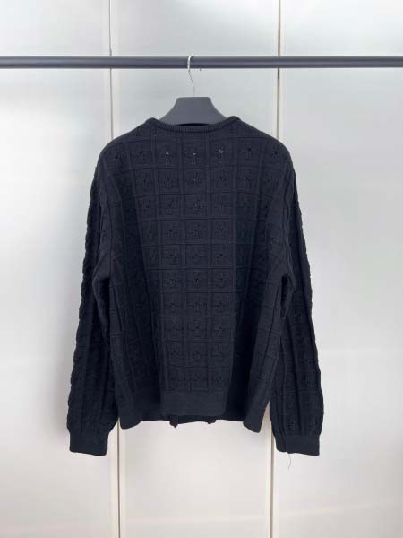 2025年8月14日入荷新作Louis Vuitton ニットカーディガン  人気商品/DW工場