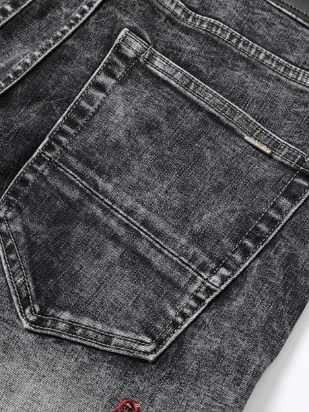 2025年8月15日入荷新作AMIRIジーパン人気商品/DW工場