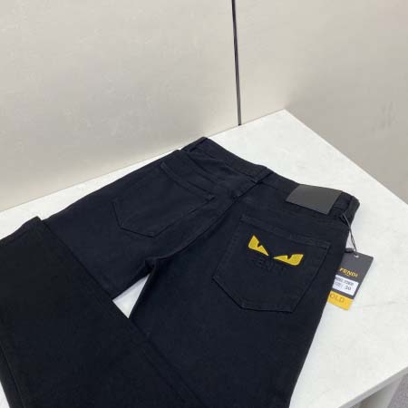 2025年8月15日入荷新作Fendiジーパン人気商品/DW工場