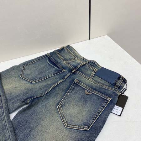 2025年8月15日入荷新作ARMANIジーパン人気商品/DW工場