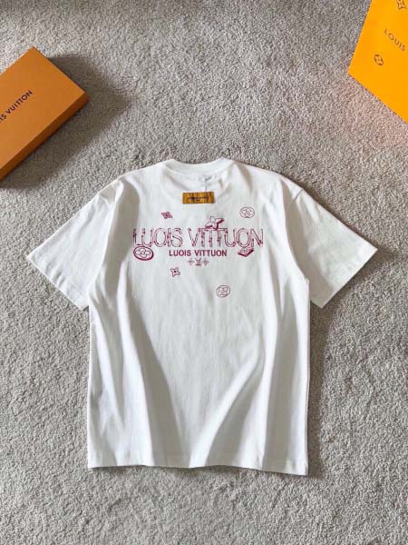 2025年8月15日入荷新作Louis vuitton半袖 tシャツ人気商品/DW工場