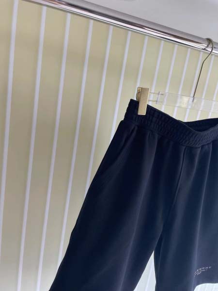 2025年8月15日入荷新作Givenchy半ズボン人気商品/DW工場