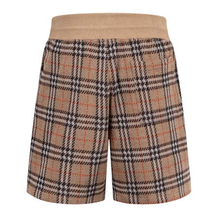 2025年8月15日入荷新作burberry半ズボン人気商品/DW工場