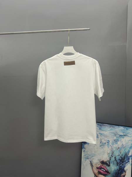 2025年8月19日入荷新作 LOUIS VUITTON半袖 tシャツ人気商品/DW工場